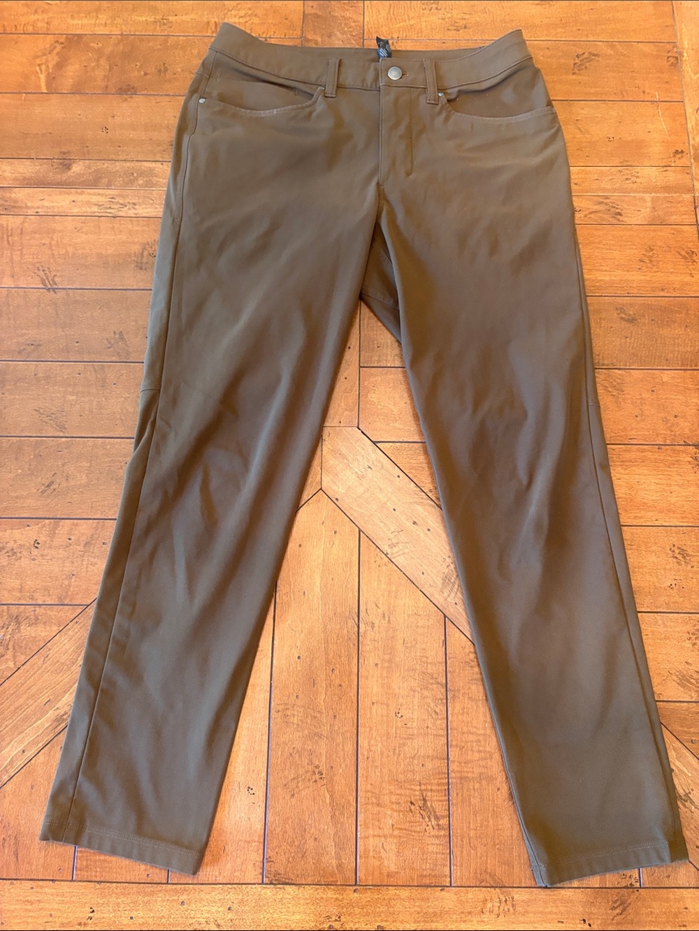 lululemon athletica Men's Olive Brown Chinos